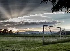 揭秘三国足,球薪金战,理性回归下,开云体育app下载,开云体育官网,开云体育官方网站,开云体育平台