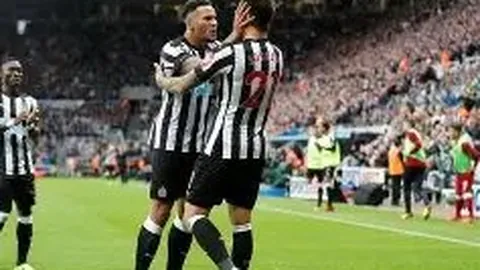 《替补闪耀战神再现！博格巴社交媒体晒胜利瞬间，主场首秀惊艳全场》